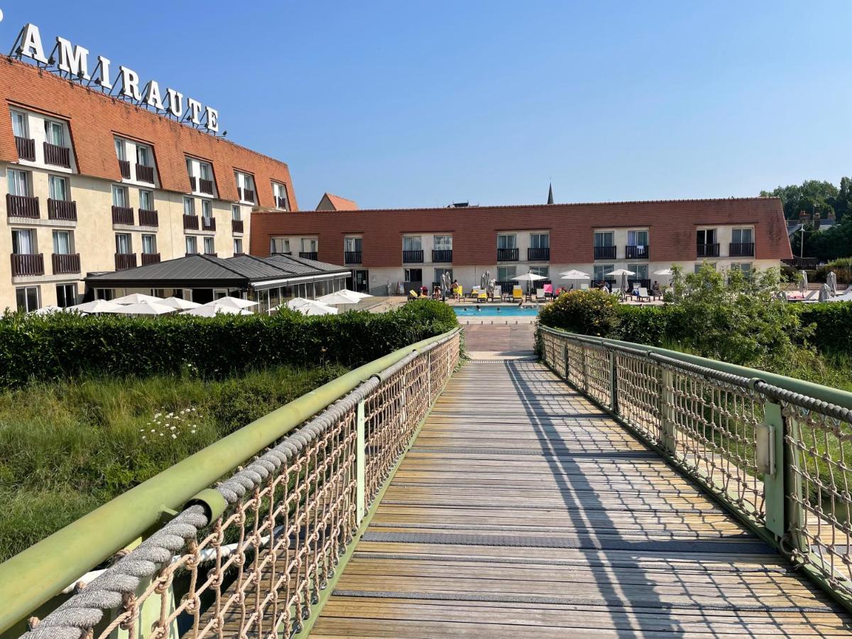 Amiraute Hotel Golf Deauville Touques Exterior foto